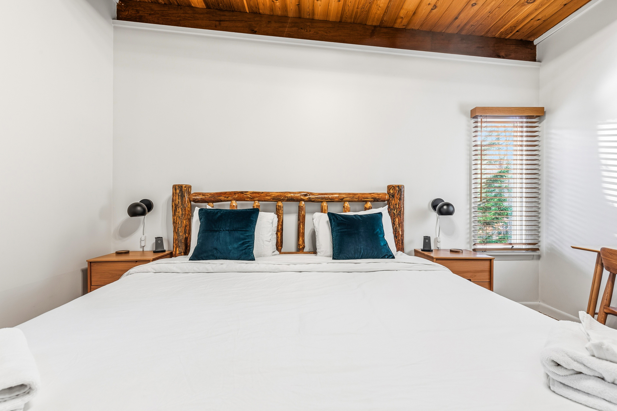 Bedroom 2 — detail