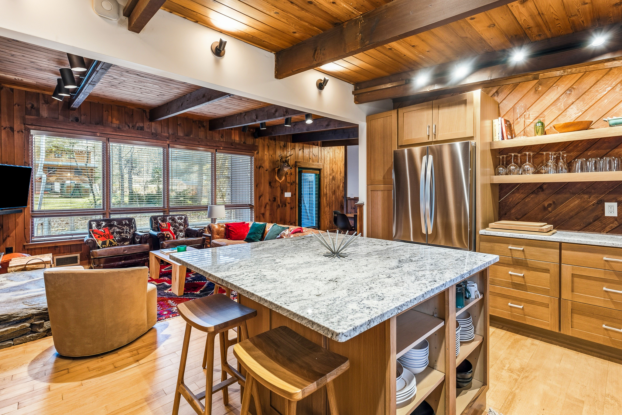 Kitchen — 5-burner dual fuel range